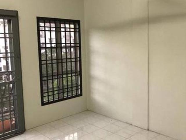 Park avenue shoplot apartmenttaman tampoi indah