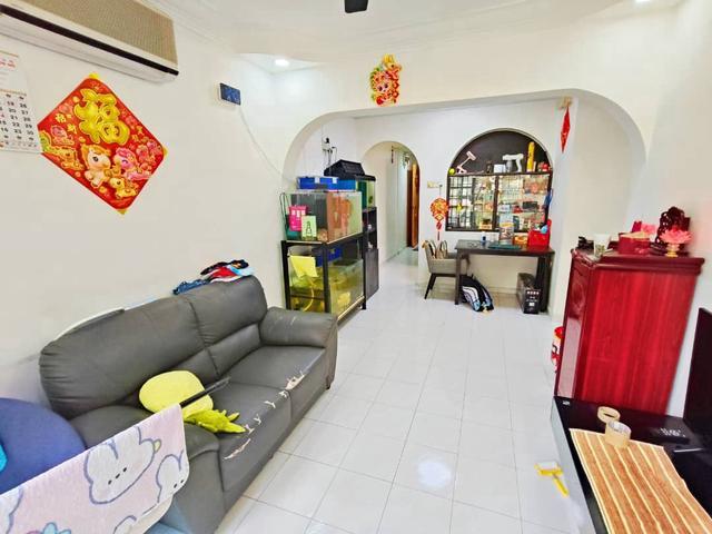 Park Avenue shoplot apt 3bed 2bath reno Sutera mall Bukit Indah