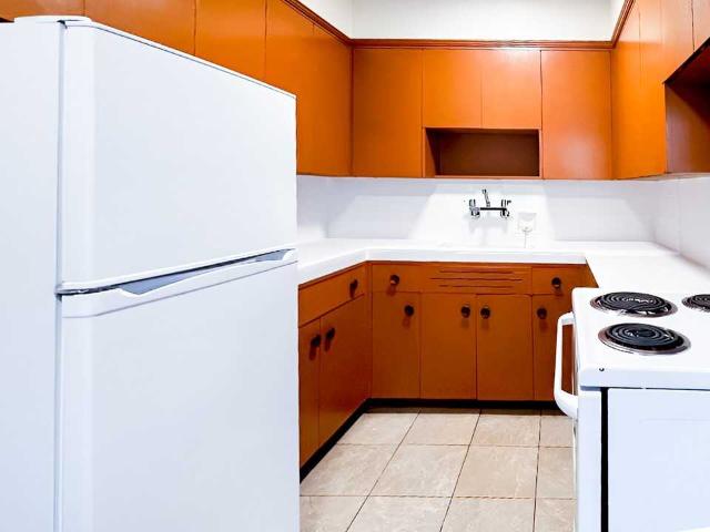 Park Beach Manor 2 Bedroom Apartment for Rent at 1925 Nelson St, Vancouver, BC V6G 1N3 West End