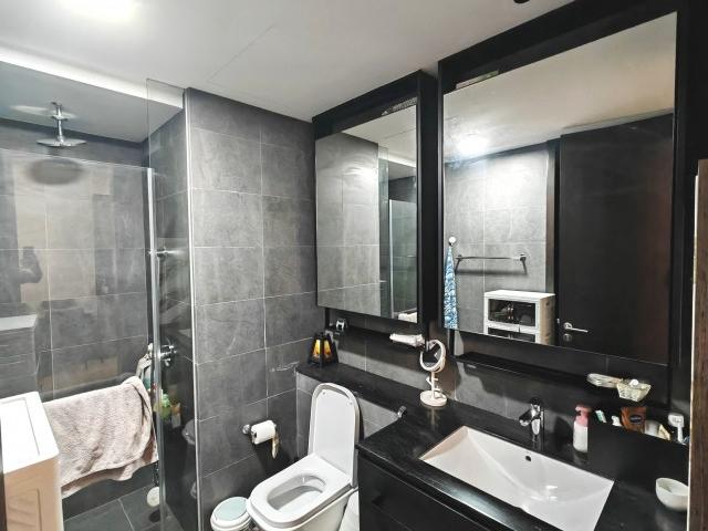 Park Colonial Condominium For Rent, $3,400, 1 Bed 1 Bath 463 sqft $7.34 psf