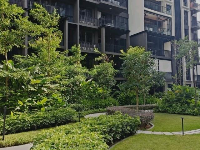 Park Colonial Condominium For Sale, $1,400,000, 2 Bed 1 Bath 603 sqft $2,322.00 psf