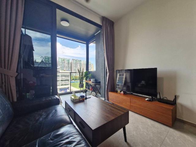 Park Colonial Condominium For Sale, $1,490,000, 2 Bed 1 Bath 635 sqft $2,346.00 psf