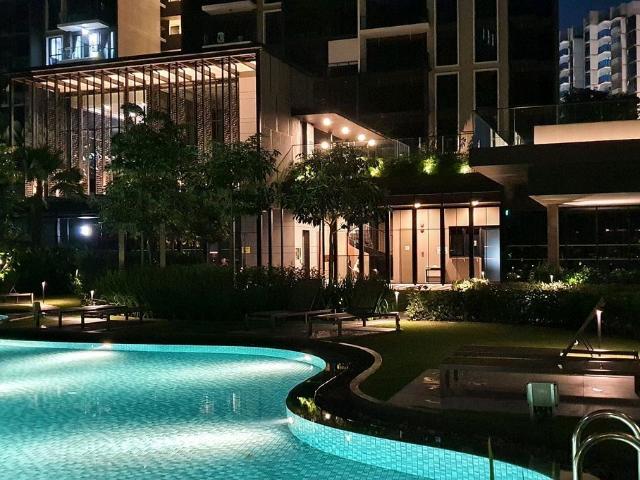 Park Colonial D13, Condominium