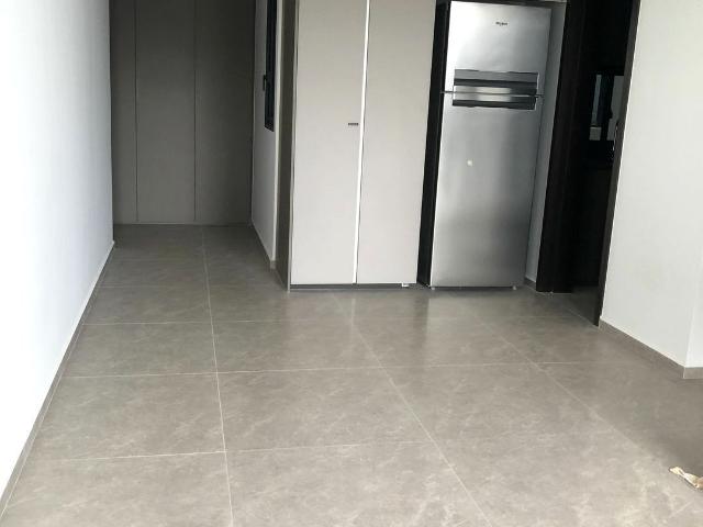 Park Colonial D13, Condominium