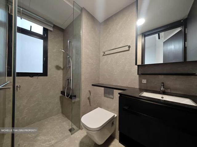 Park Colonial D13, Condominium