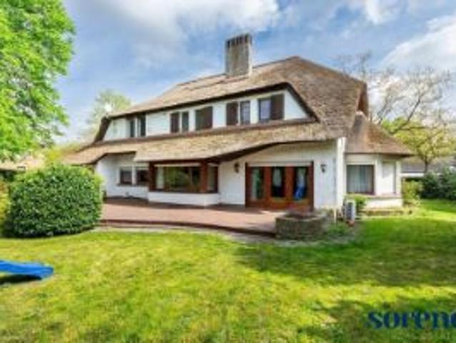 Park den Brandt Karaktervolle villa op 1.120m² grond