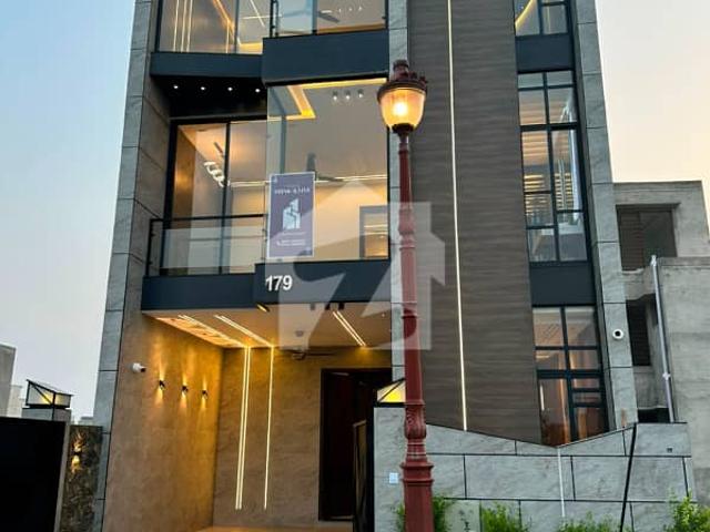 Park Facing 5 Marla House For Sale In Lake City Sector M7 C1, Lahore | Prime Location
