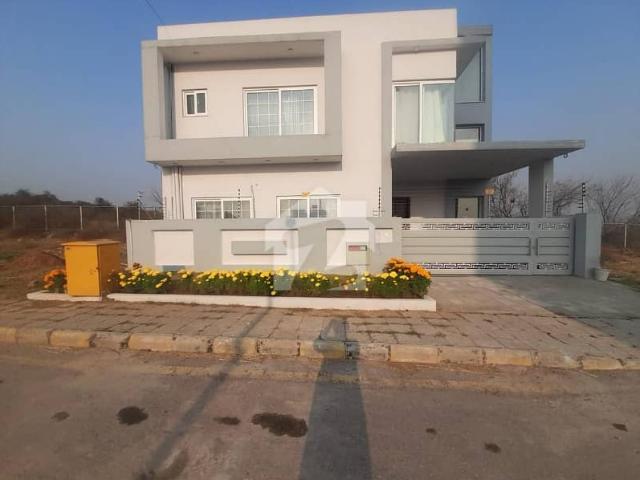 Park Facing 8 Marla House For Sale DHA 3
