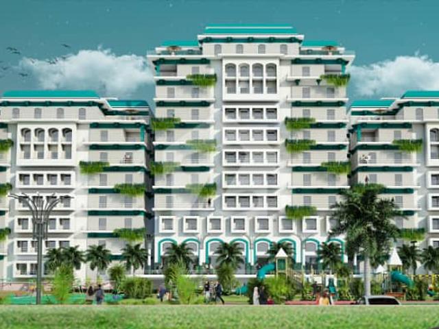 Park Facing 3 Bed Family Apartment