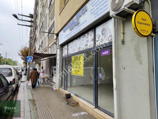 Park Gayrimenkulden İşlek Cadde Üzeri Kiralık 180 M2 Dükkan