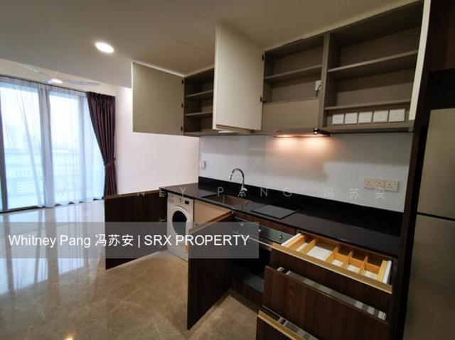 Park Place Residences At Plq D14, Apartment