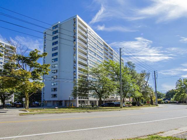 Park Terrace I 3 Bedroom Apartment for Rent at 199 Queen Mary Dr, Oakville, ON L6K 3K7 Central Oakville