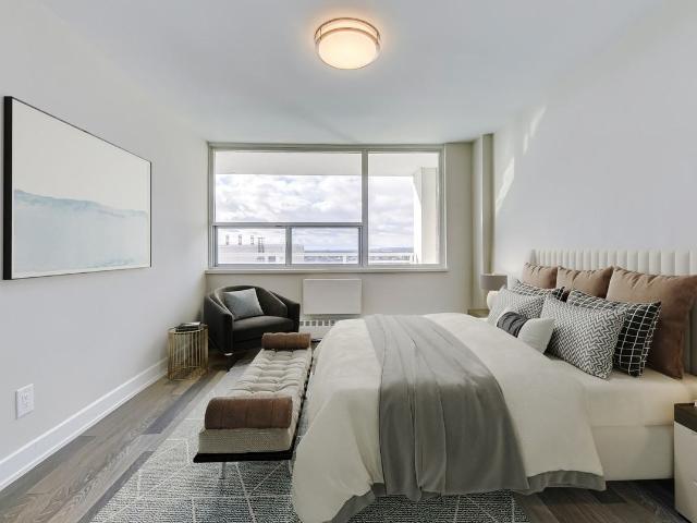 Park Terrace II 3 Bedroom Apartment for Rent at 205 Queen Mary Dr, Oakville, ON L6K 3K8 Central Oakville