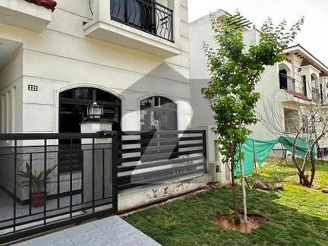 Park View Block H House Sized 5 Marla Is Available Park View Block H