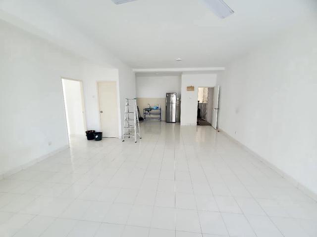 Park View Tower Condominium 1077sf Harbour Place Butterworth