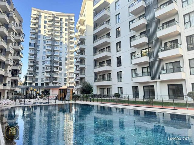 PARK YAŞAM BORNOVA BAHÇE KATI SATILIK KAPALI MUTFAK 3+1 DAİRE