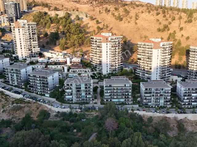 Park Yaşam Santorini Satılık 3+1 Daire Ara Kat Peyzaj Manzaralı