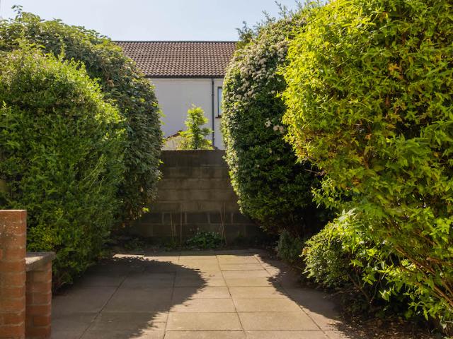 parkcourt townhouses 3 bed, sandymount, dublin 4
