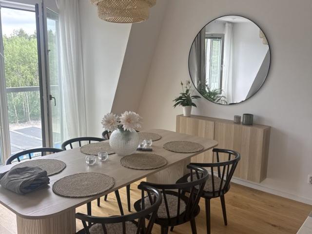 Parkallén, Täby