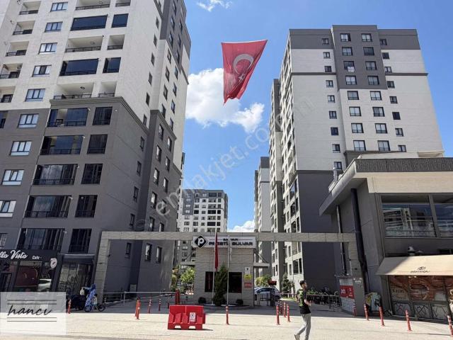 Parkbulvarda Ferah Ve Kullanışlı Cam Balkonlu 3+1 Satılık Daire