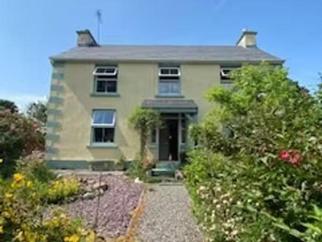 Parke, Cloonfad, Garranlahan, Co. Roscommon, F35WR99 is for sale