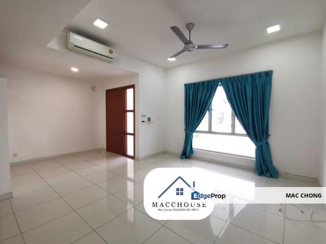 Parkfield Residences, Tropicana Heights