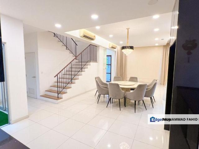 Parkfield Residences, Tropicana Heights