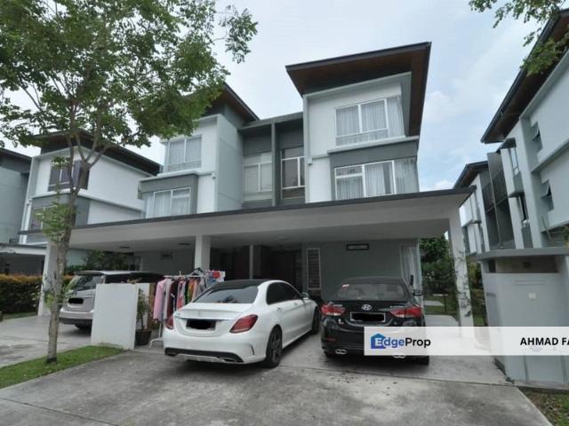 Parkfield Residences, Tropicana Heights