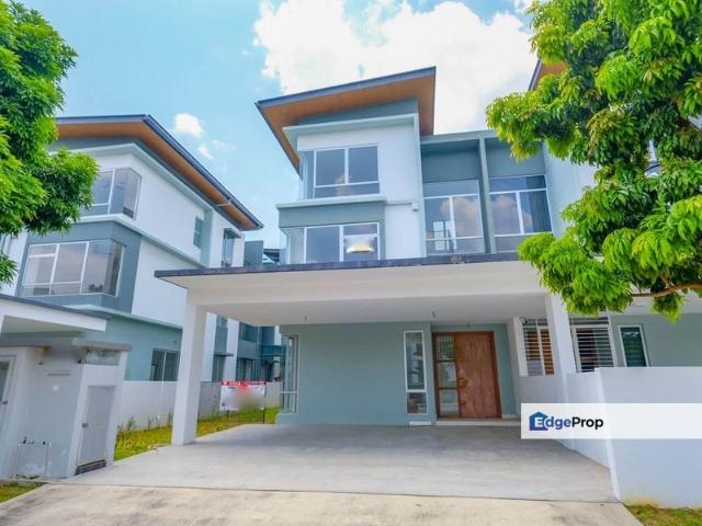 Parkfield Residences, Tropicana Heights