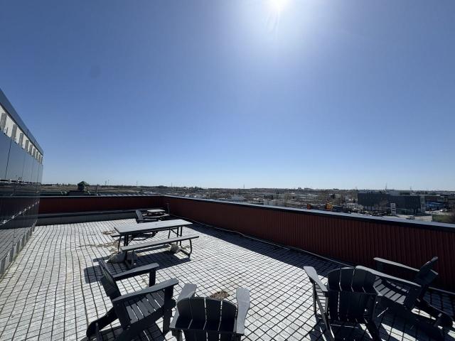 Parkhill II 2 Bedroom Apartment for Rent at 3826 Parkhill Pl Sw, Calgary, AB T2S 2W7