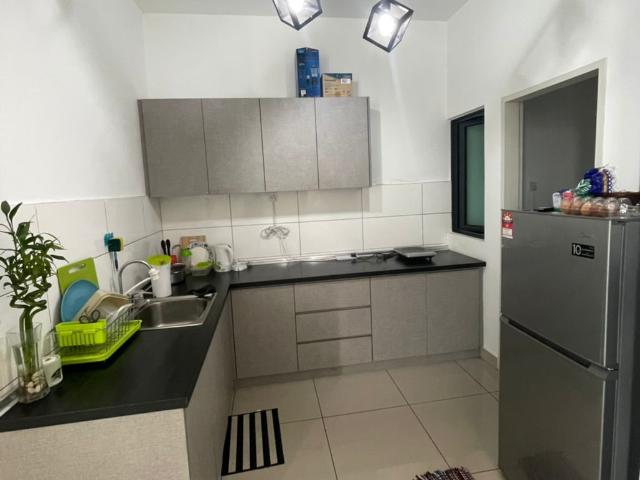 Parkhill Medium Room for rent_near APU university