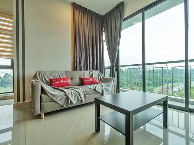 Parkhill Residence 4room Unit stadium bukit jalilLRT READY MOVE IN
