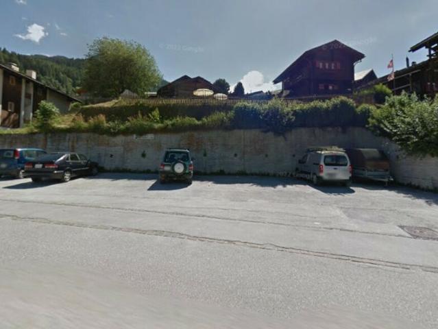 Parking Majober places de parc doubles