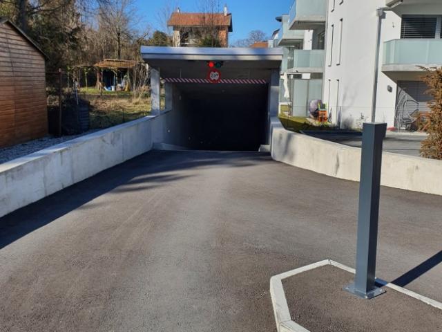 Parking moto en sous sol