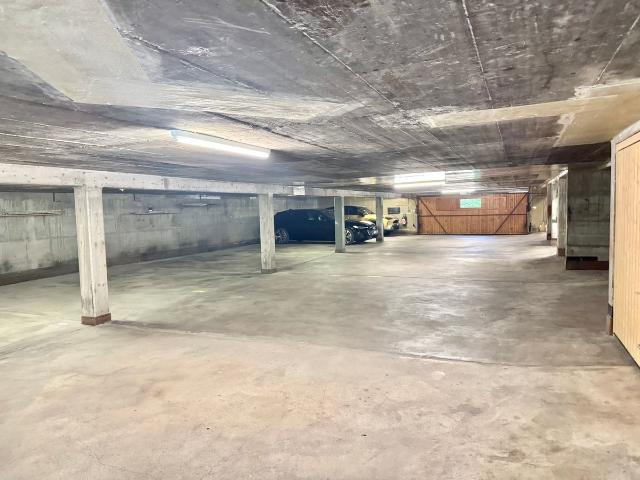 Parking on sale in Crans Montana Ref Z8OD 4QXK 841 | dreamo. Ch