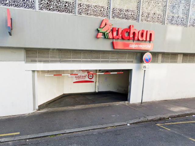 Parking Auchan Garibaldi
