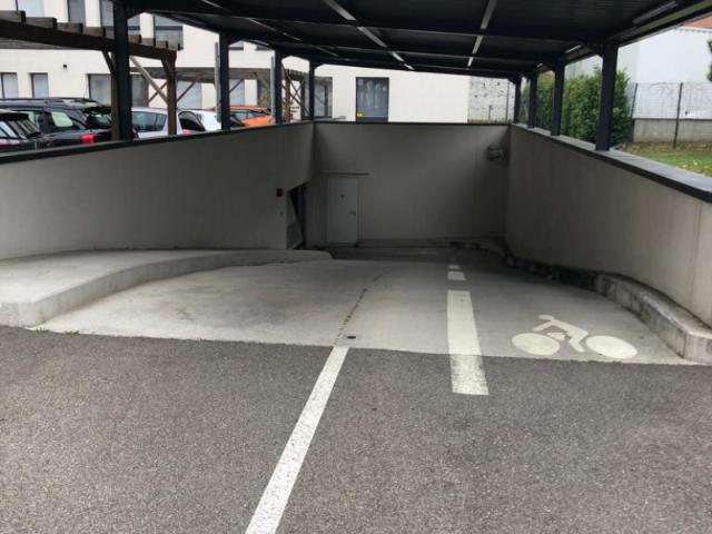 Parking Avenue Paul Kruger Villeurbanne