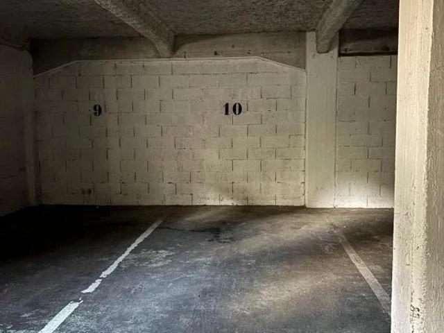 Parking À Louer