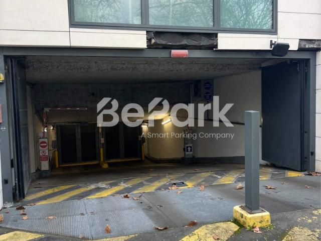 Parking à louer à Malakoff – Rue Raymond David 10