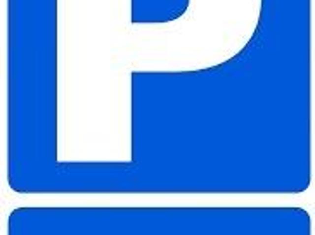 PARKING AMPLIO JUNTO PLAZA MAYOR