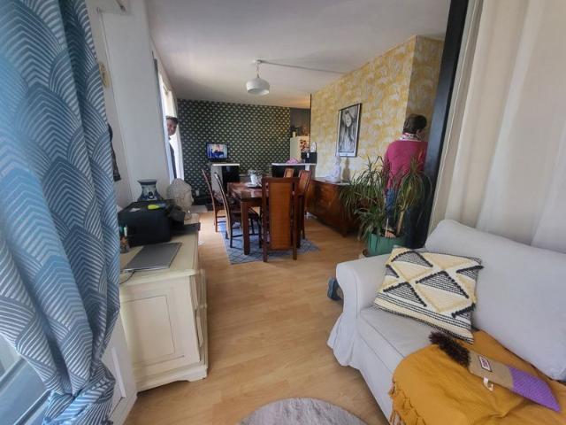 Parking + Annexe + Appartement