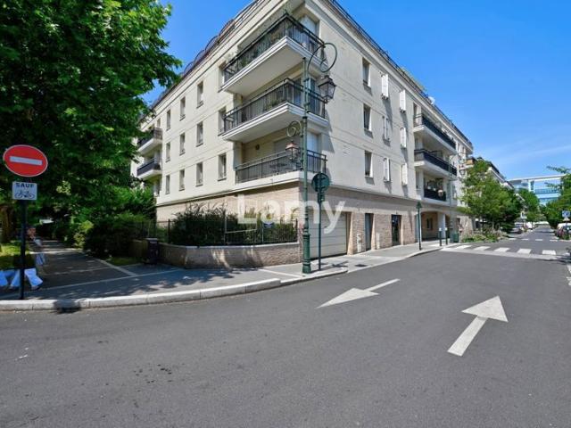 Parking + Appartement