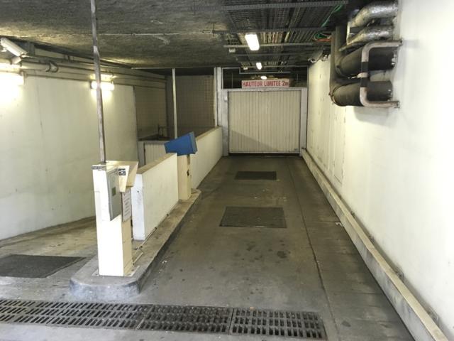 Parking Boulevard de Grenelle