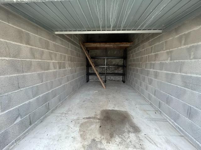 Parking / box Fouras 18 m2