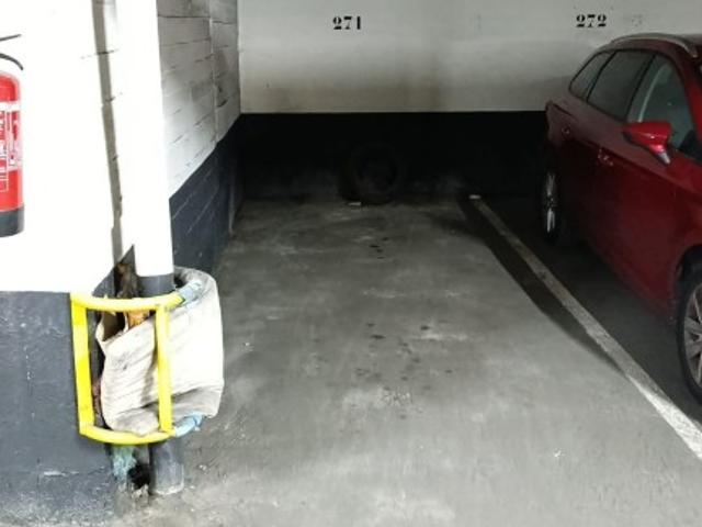 Parking coche en Venta en Madrid Madrid