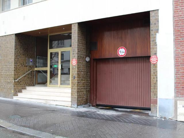 Parking de 11.34 m2 au 2ème sous sol