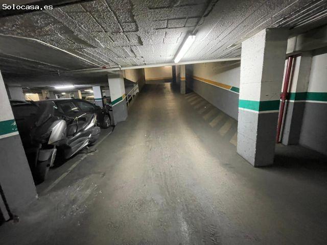 Parking doble en Mejía Lequerica