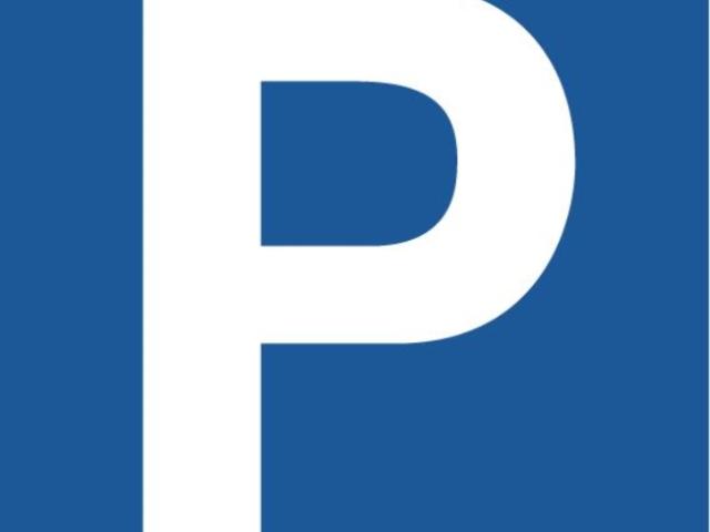 Parking extérieur gardé au centre ville