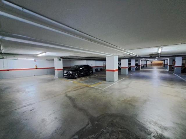 Parking en alquiler en Alzira, Zona Edificio Ferrobus