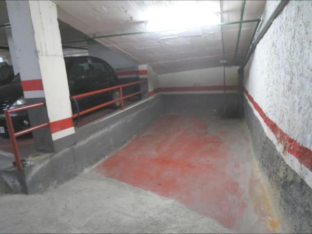 Parking en alquiler en Barcelona, Poble Sec